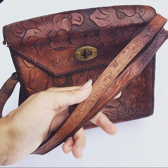 Vintage Tooled Leather Floral Filigree Hand Bag - Picture 7 of 7